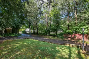 176 Hancock St, Meriden, CT 06451 - Photo 21