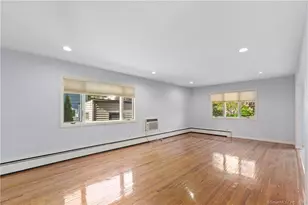 2 Walker Ct, Greenwich, CT 06831 - Photo 5