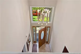 2 Walker Ct, Greenwich, CT 06831 - Photo 29