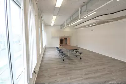 1020 Fairfield Avenue, Bridgeport, CT 06605 - Photo 13