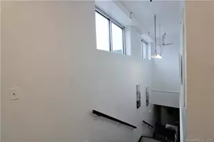 1020 Fairfield Ave, Bridgeport, CT 06605 - Photo 23