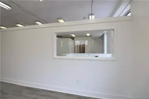 1020 Fairfield Ave, Bridgeport, CT 06605 - Photo 11