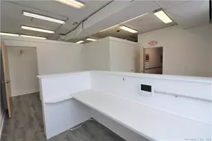 1020 Fairfield Ave, Bridgeport, CT 06605 - Photo 19