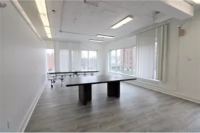 1020 Fairfield Avenue, Bridgeport, CT 06605 - Photo 9