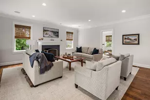 35 Millard St, Fairfield, CT 06824 - Photo 11