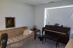 2390 State St, Hamden, CT 06517 - Photo 7