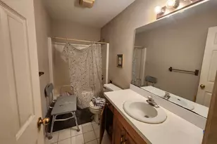 2390 State St, Hamden, CT 06517 - Photo 11