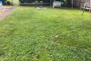 43 N Pearl St, Meriden, CT 06450 - Photo 3