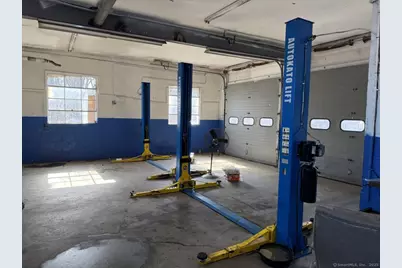 79 Federal Road, Danbury, CT 06811 - Photo 7