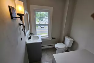 24 Lake Ave, Danbury, CT 06810 - Photo 21