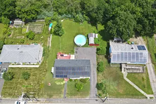 425 Scott Rd, Waterbury, CT 06705 - Photo 3