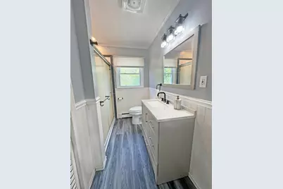 425 Scott Road, Waterbury, CT 06705 - Photo 9