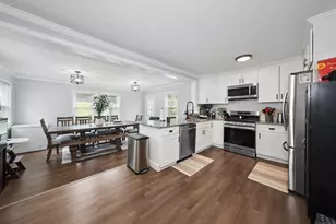 30 Warm Earth Rd, Naugatuck, CT 06770 - Photo 9