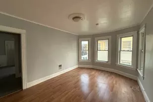 642 William St, Bridgeport, CT 06608 - Photo 3