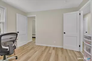 299 Goodwin St, East Hartford, CT 06108 - Photo 23