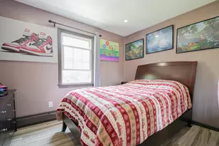 22 Standish Rd, New Milford, CT 06776 - Photo 3