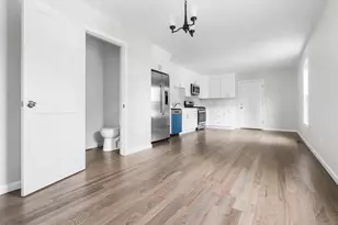 196 Wilmot Ave, Bridgeport, CT 06607 - Photo 15