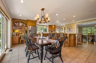 10 Middle Beach Rd W, Madison, CT 06443 - Photo 9