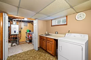 128 Auburn St, Stratford, CT 06614 - Photo 25