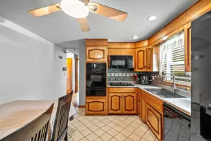 128 Auburn St, Stratford, CT 06614 - Photo 5