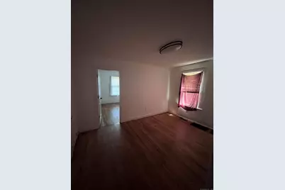 323 Maple Street, New Britain, CT 06051 - Photo 5