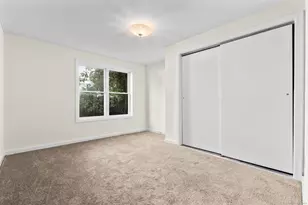 55 Hilton Ave, East Haven, CT 06512 - Photo 17