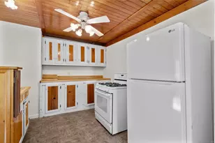 55 Hilton Ave, East Haven, CT 06512 - Photo 21