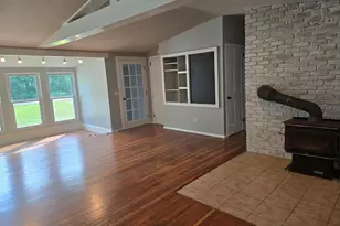 371 Fitchville Rd, Bozrah, CT 06334 - Photo 5