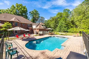 126 Cooke Rd, Wallingford, CT 06492 - Photo 17