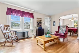 29 Haywood Ln, Hamden, CT 06514 - Photo 5