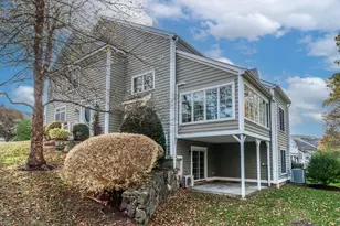 21 Great Heron Ln, Brookfield, CT 06804 - Photo 3