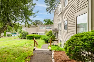 26 Stevens Pl, Rocky Hill, CT 06067 - Photo 25