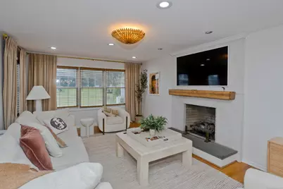 120 Scenic View Drive, Middletown, CT 06457 - Photo 1