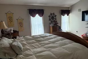 300 Foxon Hill Rd, East Haven, CT 06513 - Photo 3