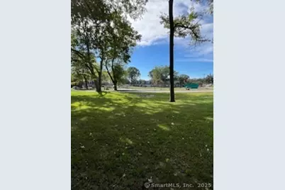 20 North Road, East Lyme, CT 06357 - Photo 9