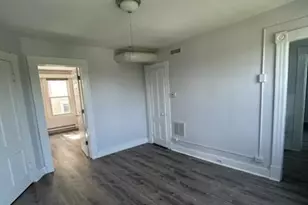 28 Starview Ave, Waterbury, CT 06708 - Photo 7