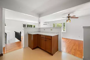 37 Stoneywood Dr, East Lyme, CT 06357 - Photo 13