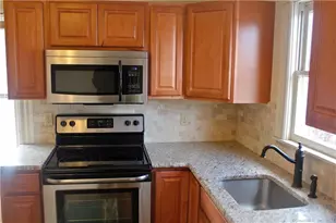 48 Pratt St, Glastonbury, CT 06033 - Photo 5