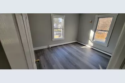 4 Stratton Place, Danbury, CT 06810 - Photo 7