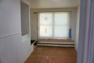 110 Dickerman St, Hamden, CT 06518 - Photo 7