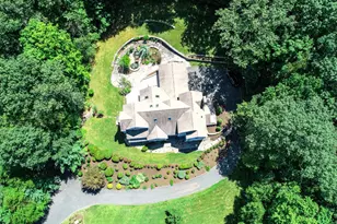 60 Saddle Ridge Rd, Glastonbury, CT 06033 - Photo 3