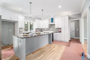 4 Delia Ln, New Milford, CT 06776 - Photo 9