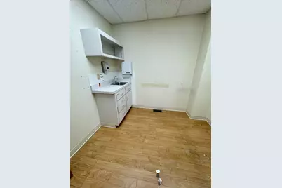 160 Wolcott Street, Bristol, CT 06010 - Photo 23