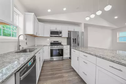 38 Brown Street, West Haven, CT 06516 - Photo 9