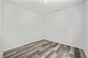 38 Brown St, West Haven, CT 06516 - Photo 25