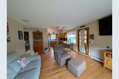 2805 Boston Post Road, Guilford, CT 06437 - Photo 21