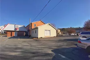 57 Main St, Winchester, CT 06098 - Photo 5