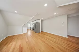 42 Waterville St, Waterbury, CT 06710 - Photo 11