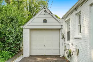 33 Halsey Dr, Greenwich, CT 06870 - Photo 33