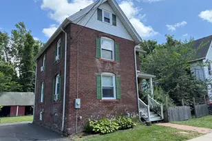 16 Brown Ave, Windsor, CT 06095 - Photo 3